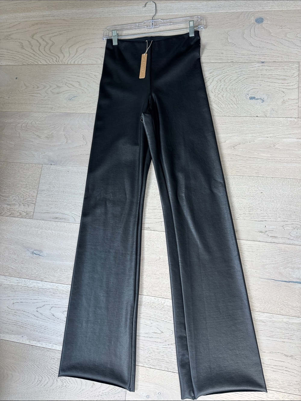 NWT SKIMS High-Waisted Flare Pant